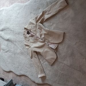 The limited cream colored blazer size 0